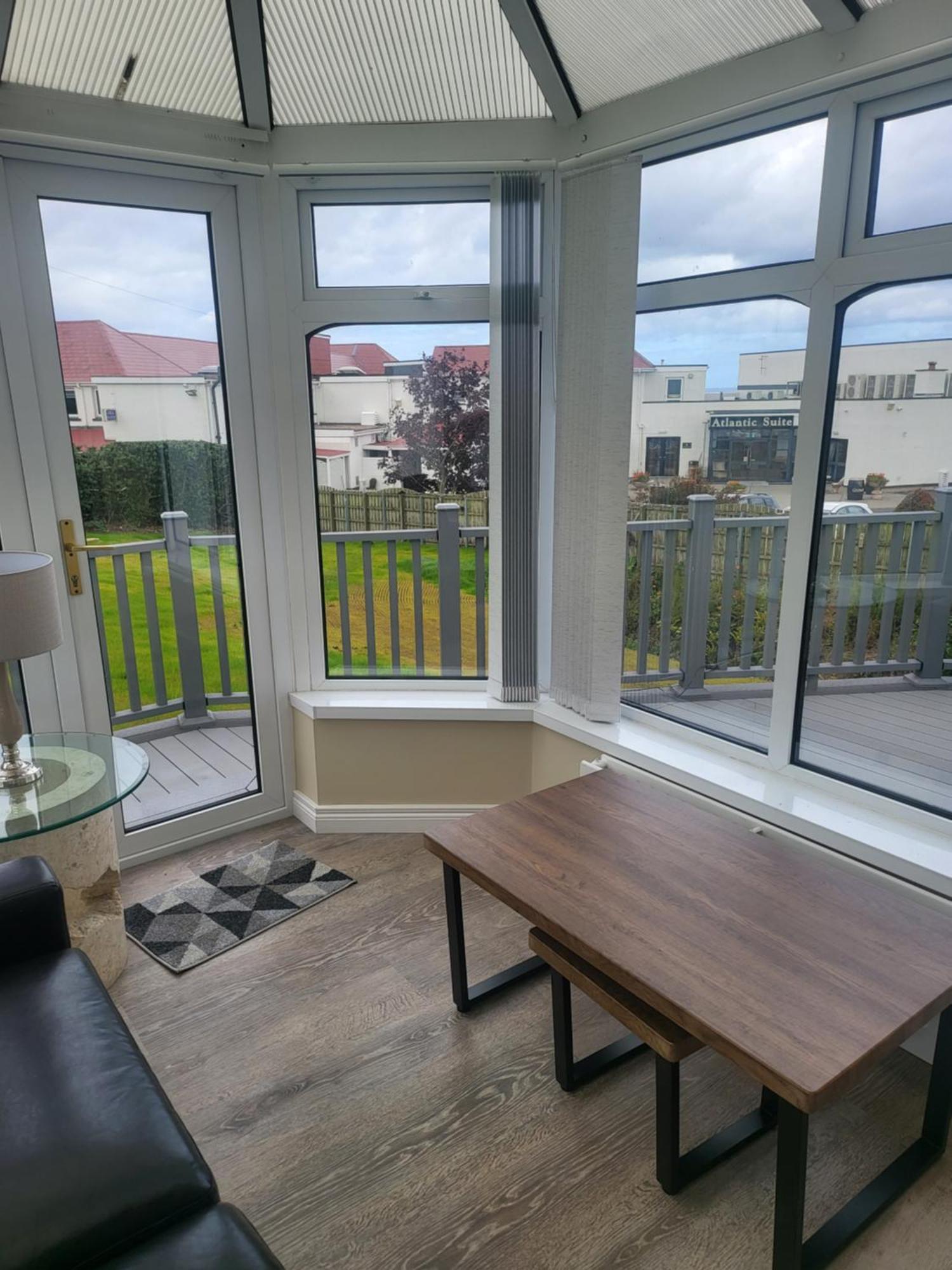 Royal Court Hotel Portrush Eksteriør bilde