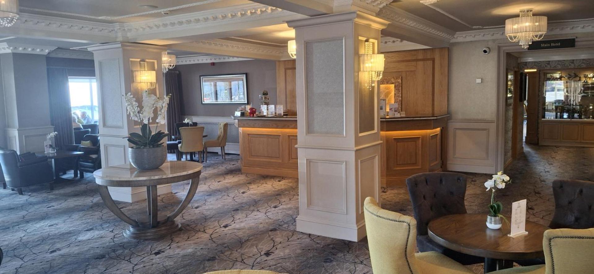 Royal Court Hotel Portrush Eksteriør bilde
