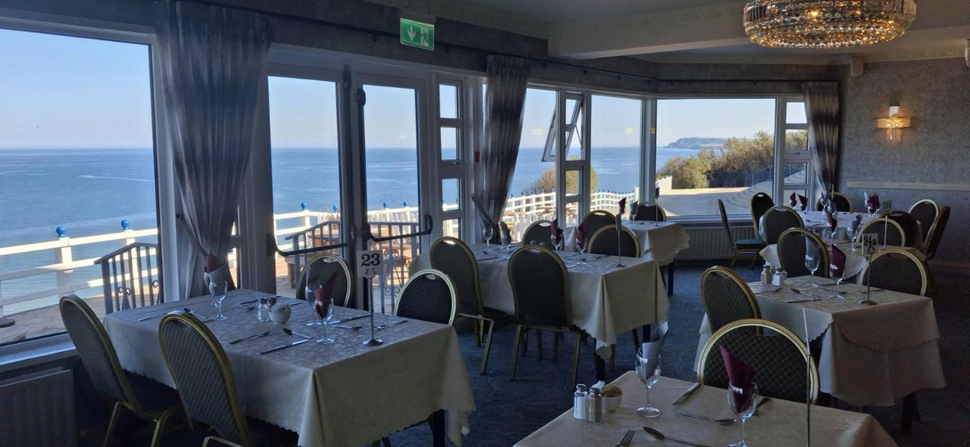 Royal Court Hotel Portrush Eksteriør bilde