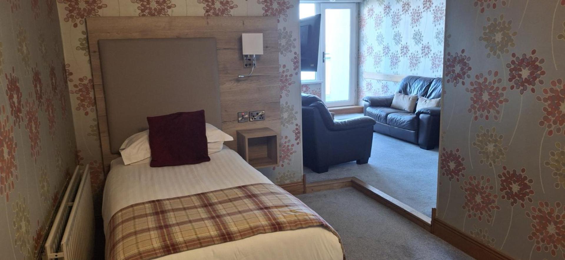 Royal Court Hotel Portrush Eksteriør bilde