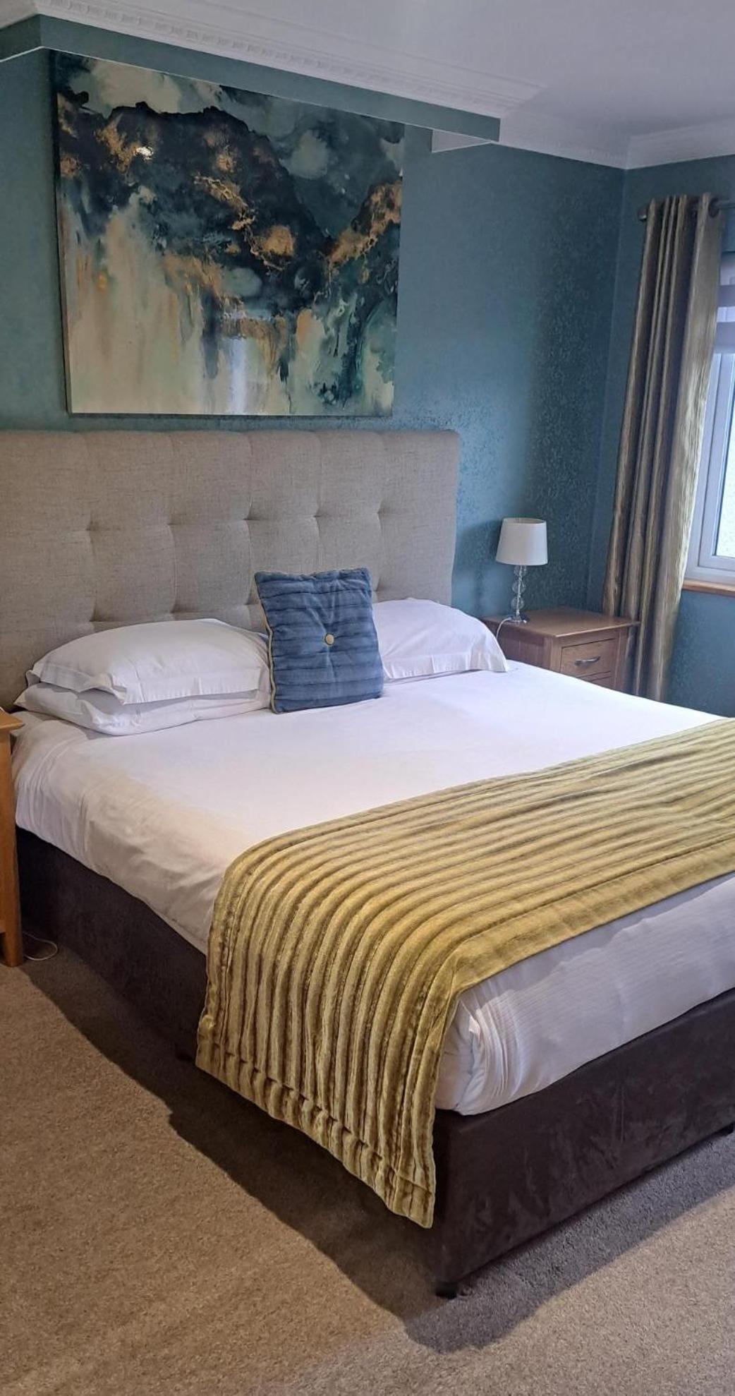Royal Court Hotel Portrush Eksteriør bilde