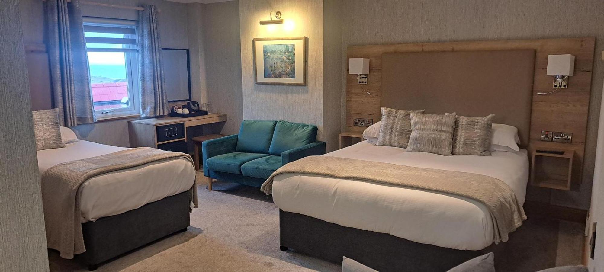 Royal Court Hotel Portrush Eksteriør bilde