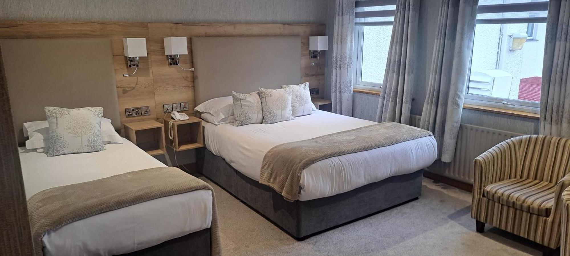 Royal Court Hotel Portrush Eksteriør bilde