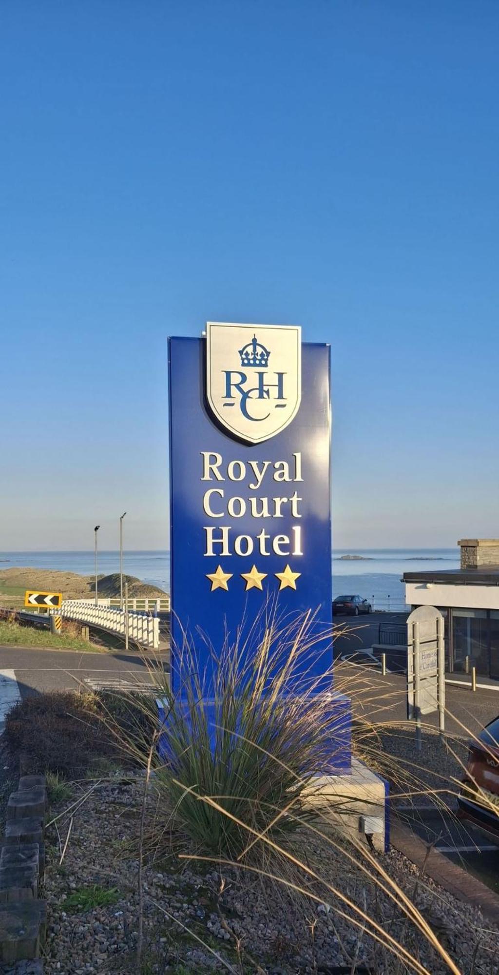 Royal Court Hotel Portrush Eksteriør bilde